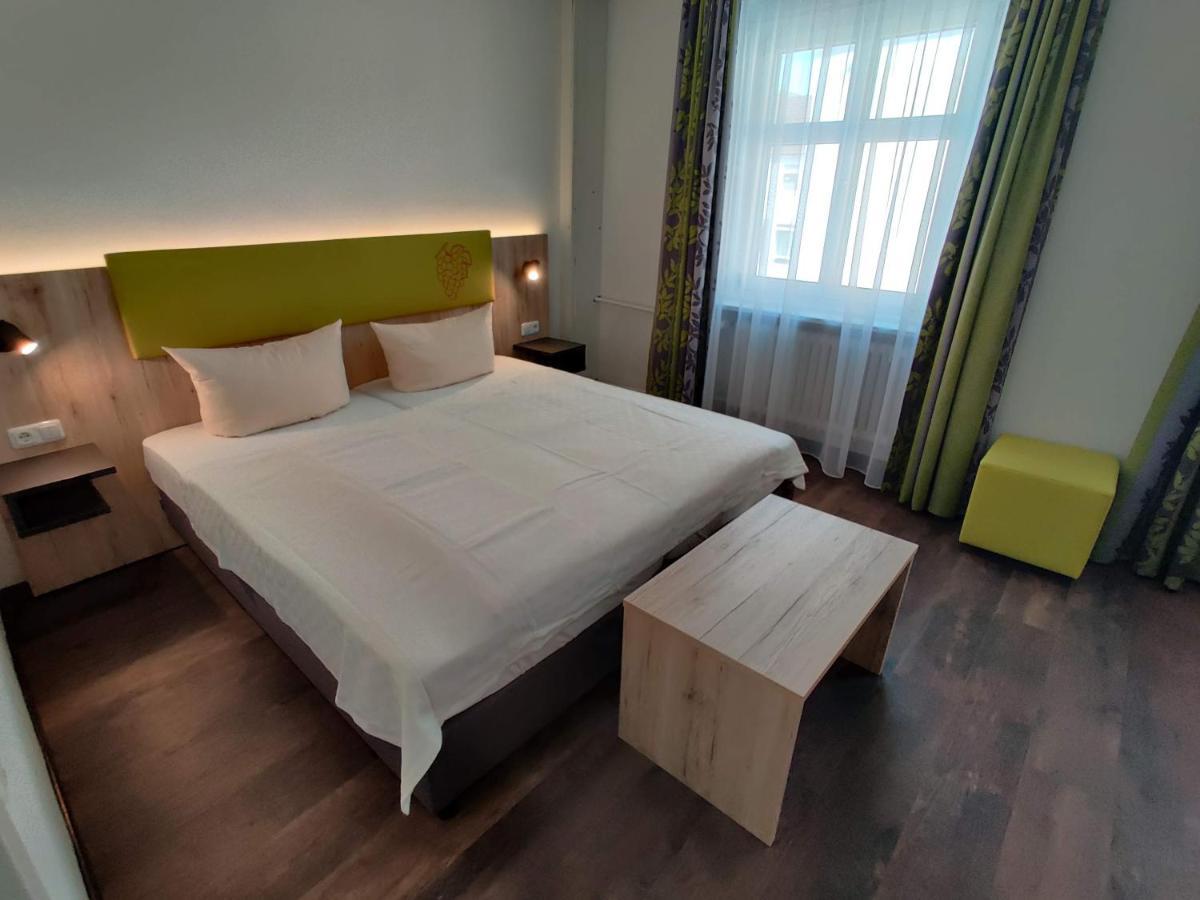 Hotel Goldene Traube Günzburg Eksteriør bilde