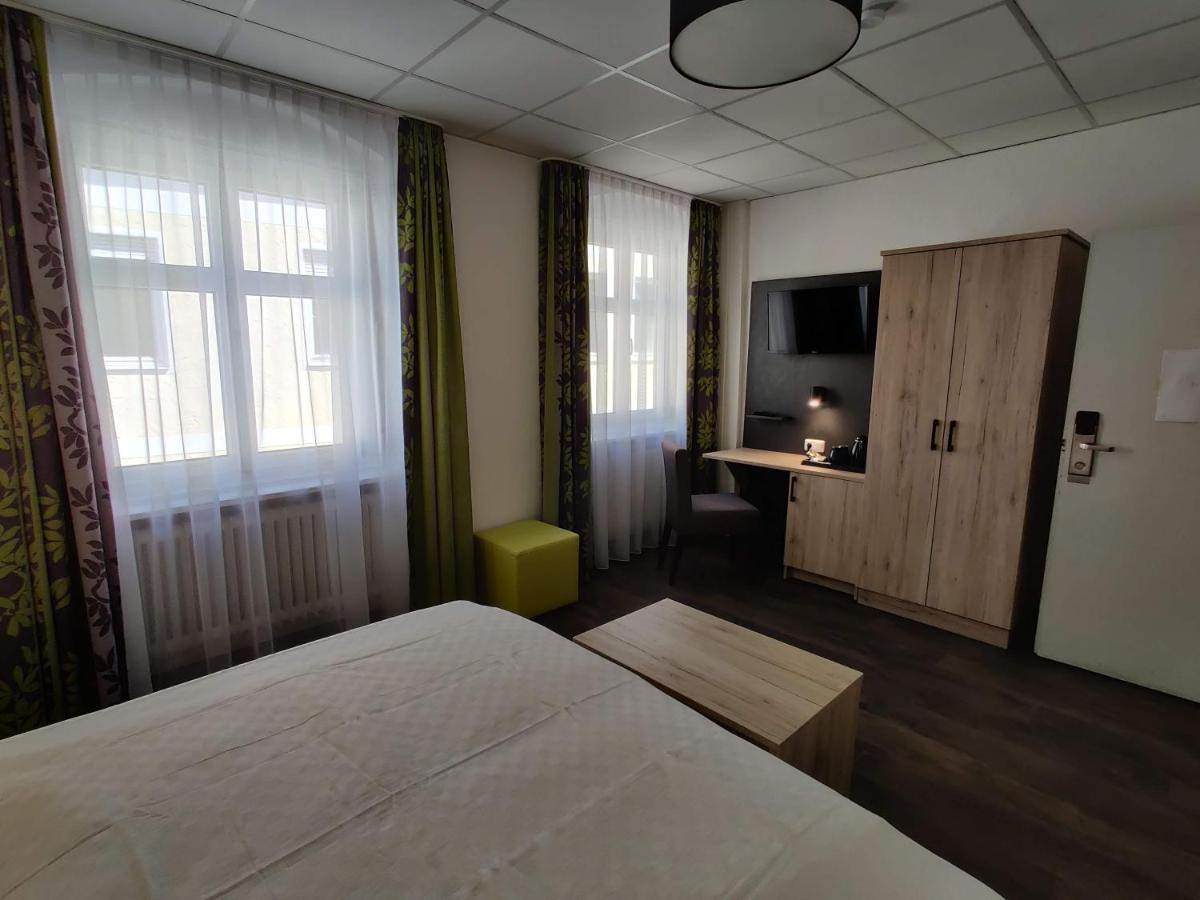 Hotel Goldene Traube Günzburg Eksteriør bilde