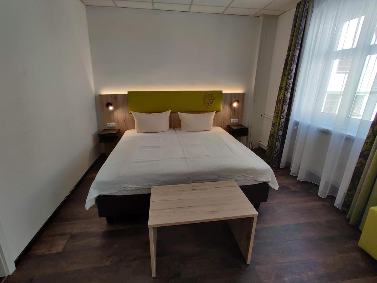 Hotel Goldene Traube Günzburg Eksteriør bilde