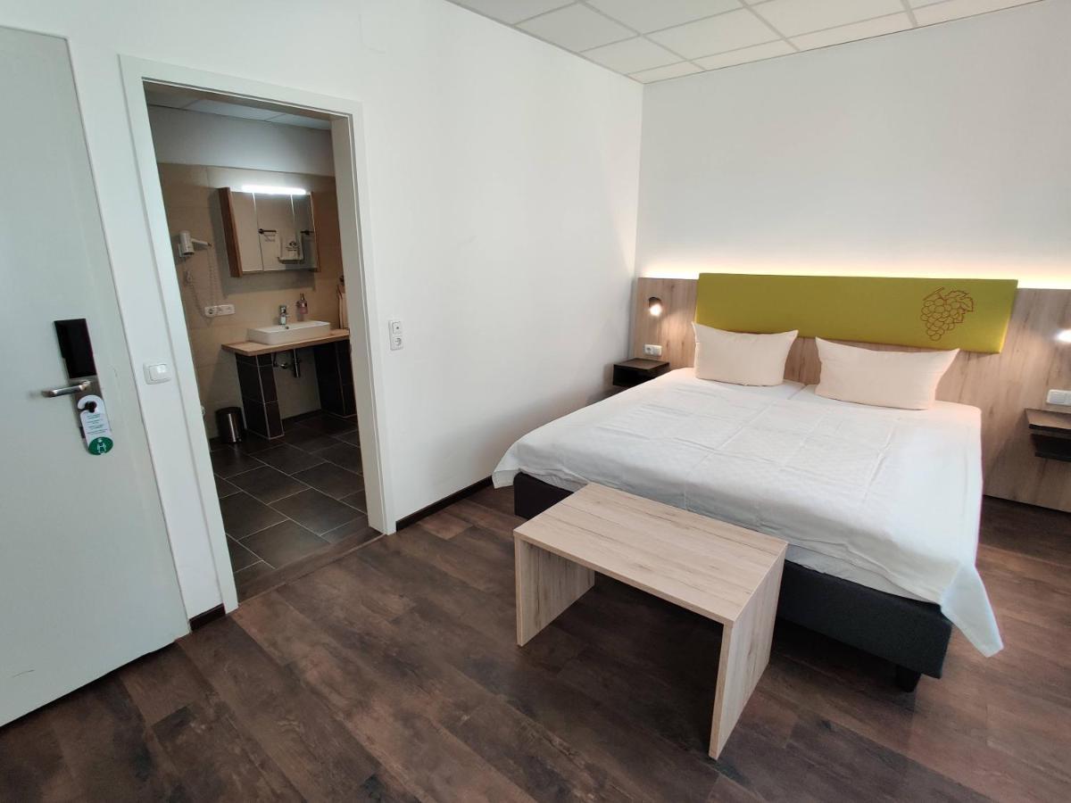 Hotel Goldene Traube Günzburg Eksteriør bilde